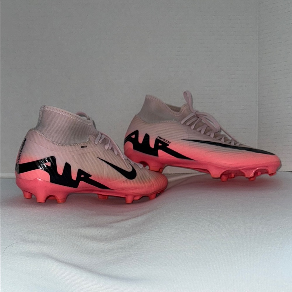 Nike Mercurial Superfly 9 “Pink Foam/Black” Soccer Cleats - Big Kids size 6.5